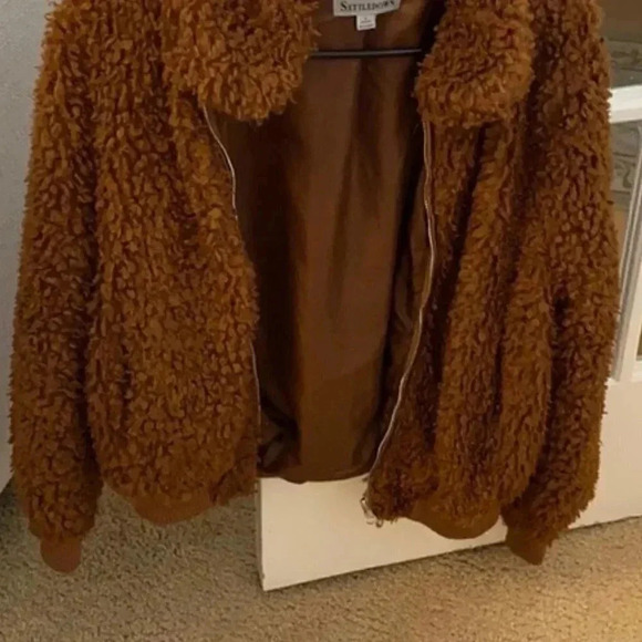Cuddle up Faux Fur Zipper Jacket - Brown - Picture 5 of 6